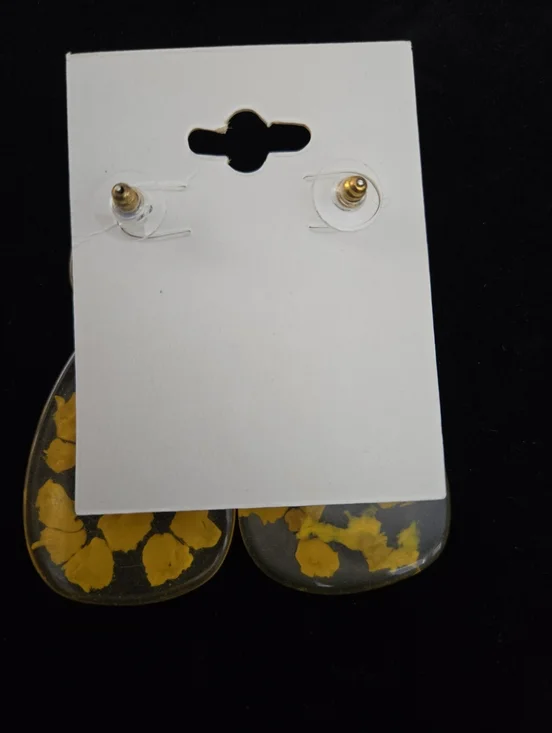 Yellow Floral Resin Drop Earrings - Women Jewelry - Picture 3 of 4